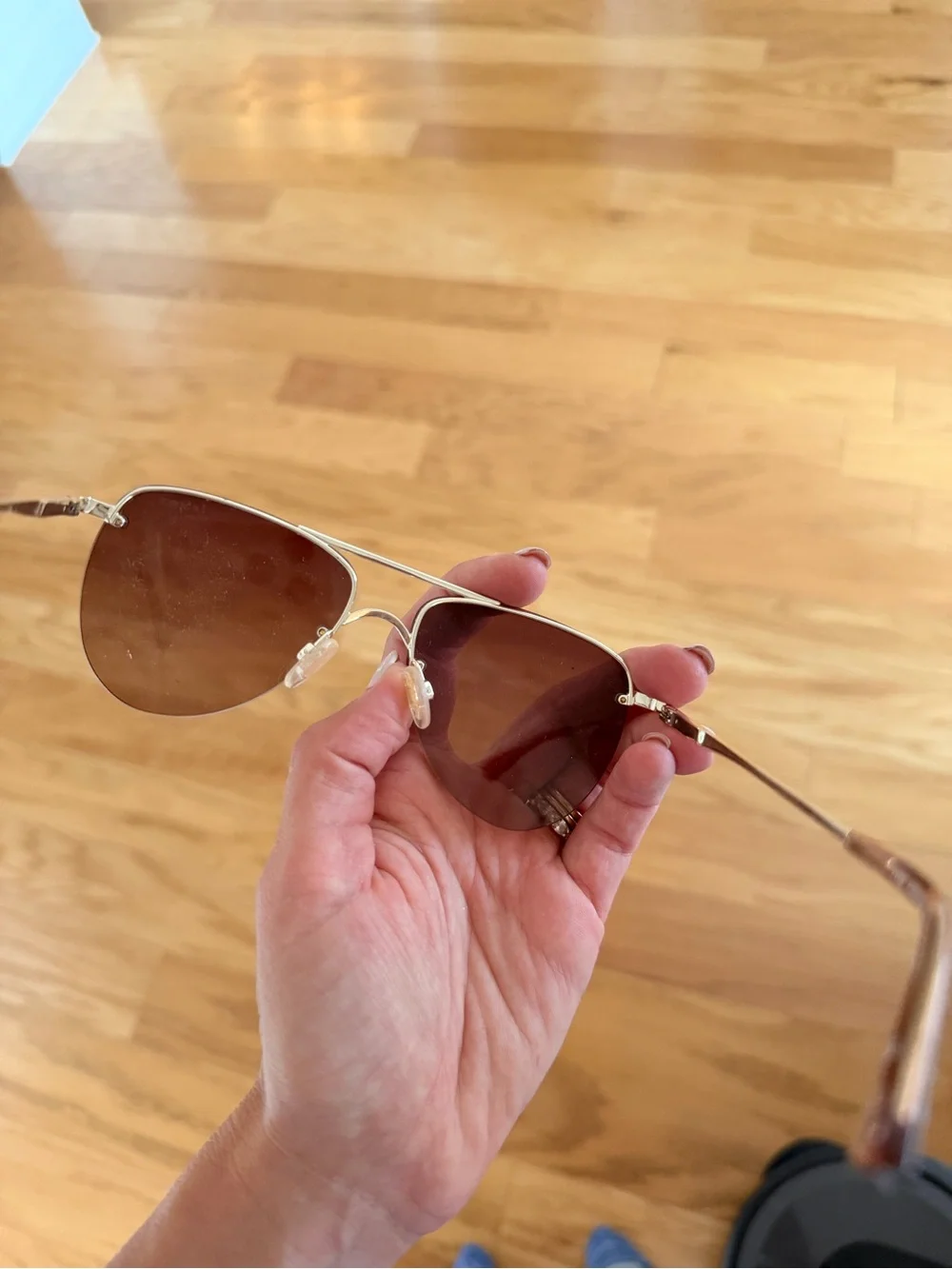 Le Specs Gold-Frame Aviator Sunglasses with Pink Gradient Lenses